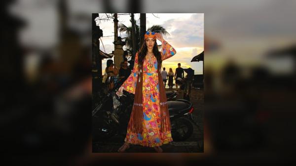 Best Hippie Costumes for Women: 6 Looks and What Is in Each Pack