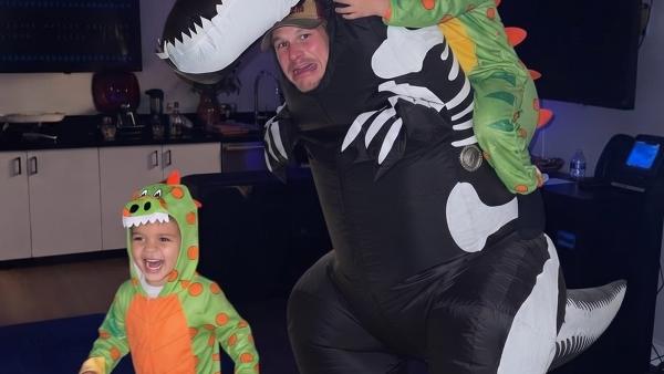 Best Inflatable Dinosaur Costume Picks: Toddler, Kid, and Adult Fit